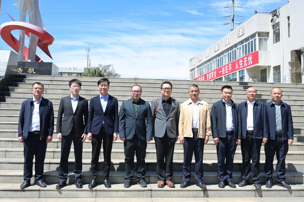 加强国际交流 共育技能人才——泰国正大管理大学到访我校共商合作大计